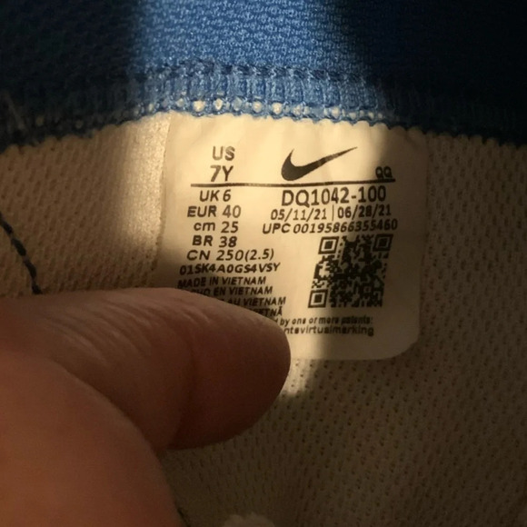 Nike Blazer Mid 77 White Lemon Velcro hi top size 7Y - Picture 6 of 7